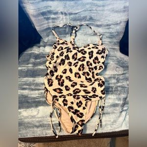 2 Leopard Print One Piece Bathing Suits